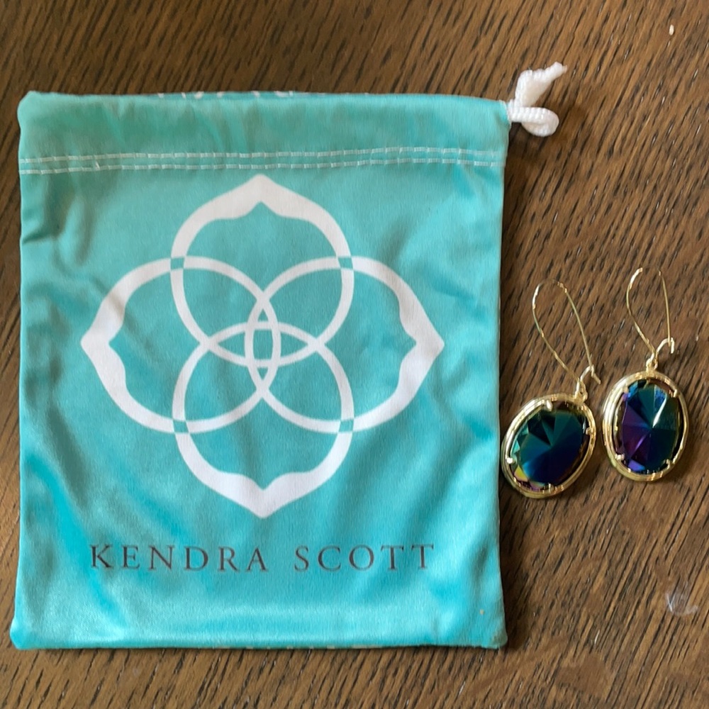 Kendra Scott earrings